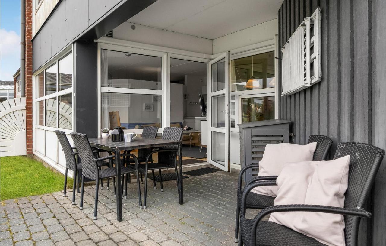 Bad, Lejl, 10 Apartment